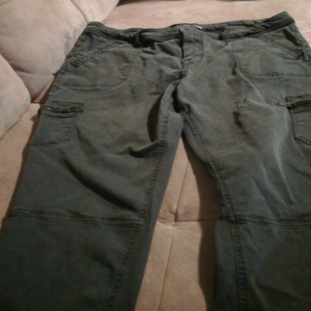 Green cargo skinny jean